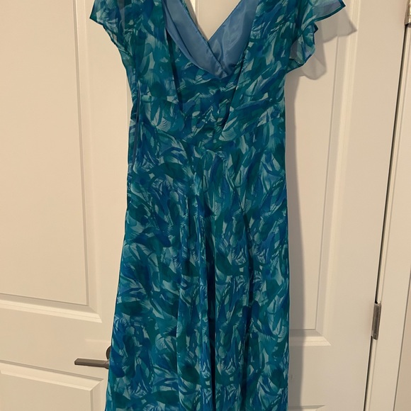 Size 4 Kasper aqua/blue-multicolored lined asymmetric dress with a side zipper - Picture 3 of 5
